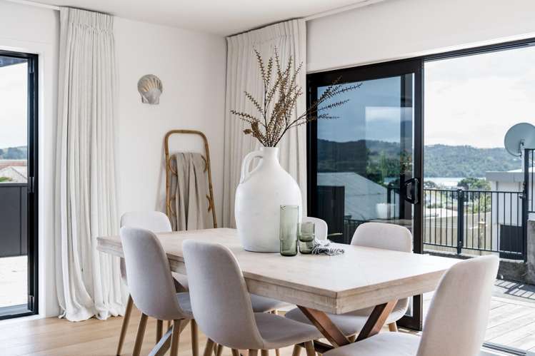 10C Long Street Raglan_13