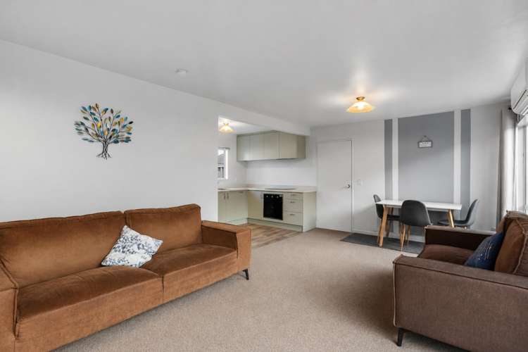 2/20 Grenville Street Waltham_5