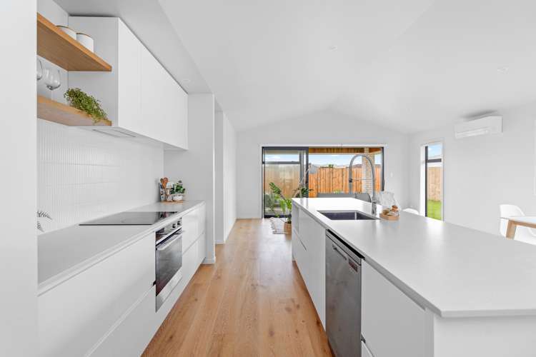 27 Saint Michael Crescent One Tree Point_11