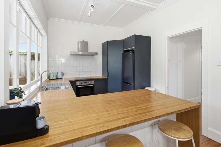 8 Anzac Road Morningside_9