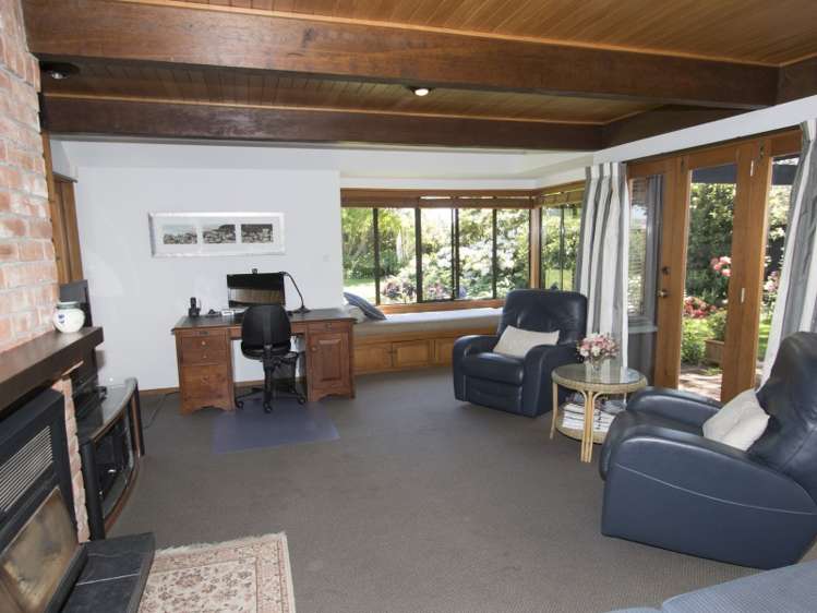 99 Middle Road Allenton_5