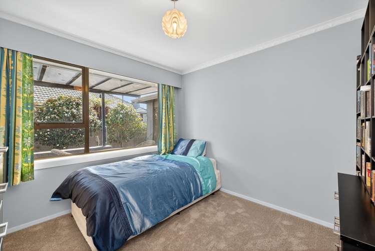 84 Greenhaven Drive Burwood_10