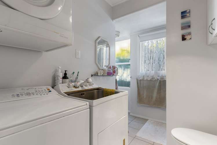 33 Tawera Road Greenlane_13