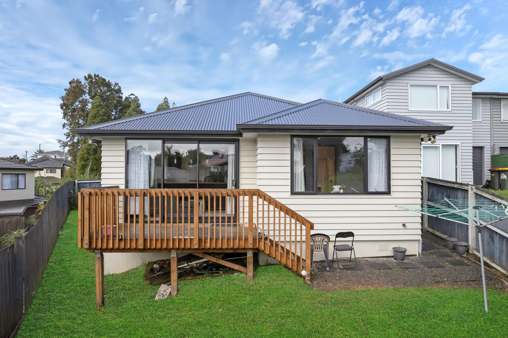 2/65E Metcalfe Road Ranui_0