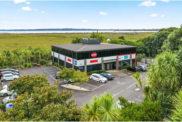 Entry level investment in Rosebank precinct