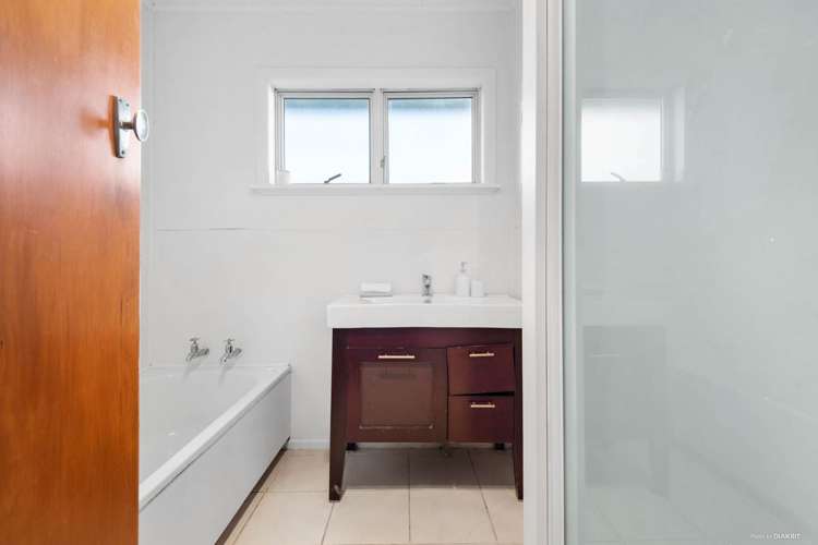 6 Childs Avenue Pukekohe_10