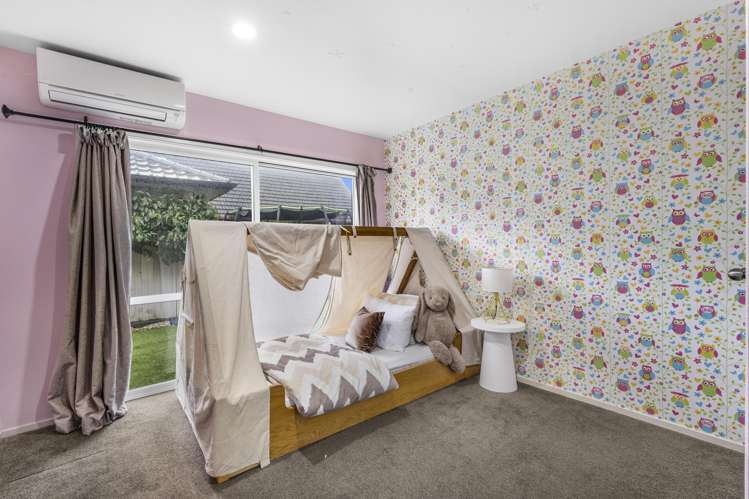 94 Norman Lesser Drive St Johns Park_9