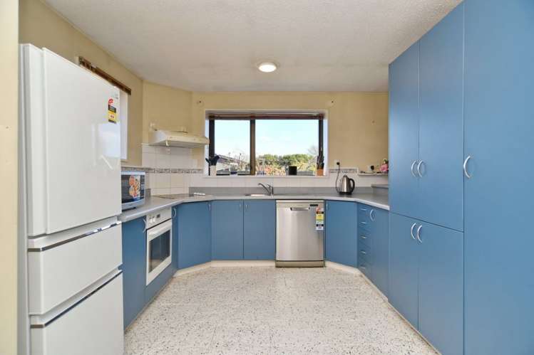 6 Westfield Avenue Templeton_11