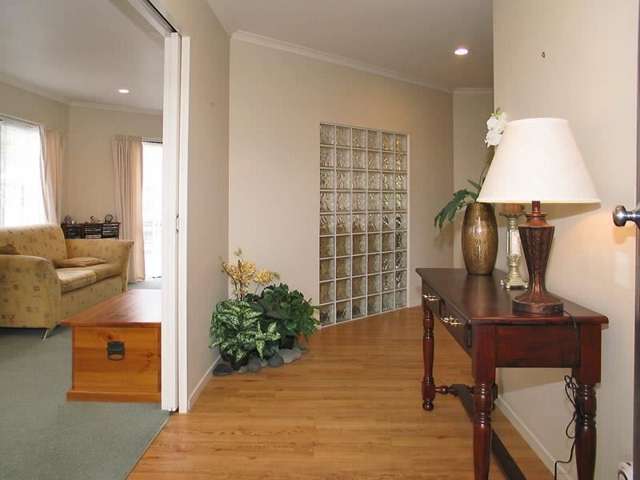 13 Kilkelly Close Tawa_1