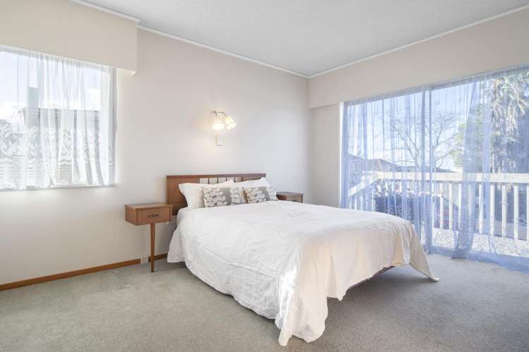 2 Shearwater Rise Rothesay Bay_13