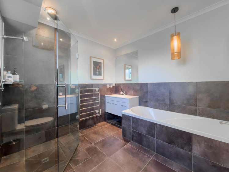 57 Matua Grove Otatara_19
