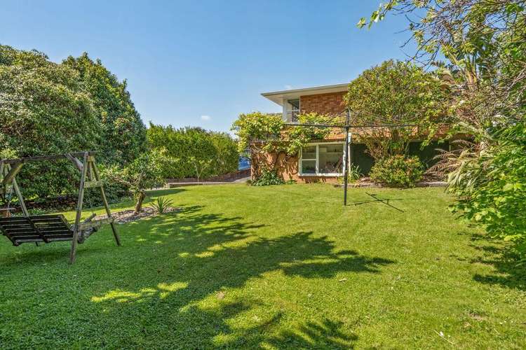 18 Bristol Avenue Brookfield_13