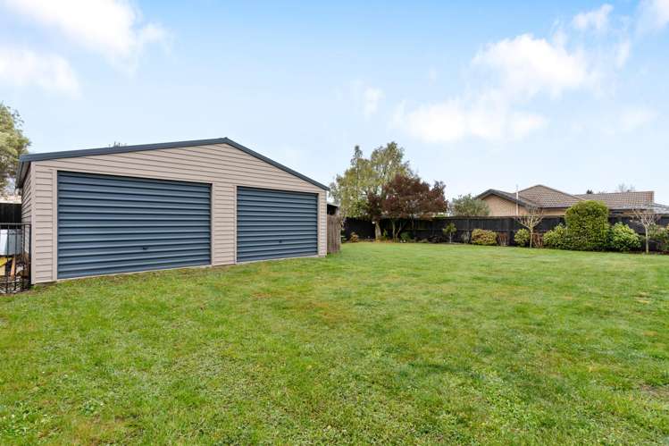 3 Stanwood Grove Darfield_21