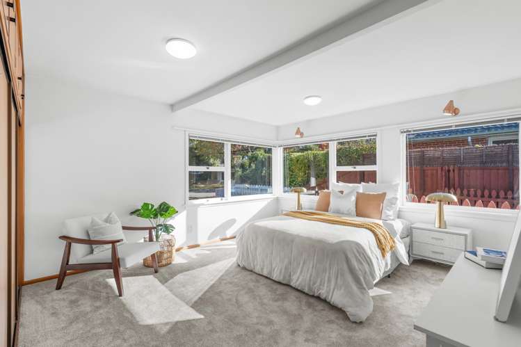 56 Woodbury Street Russley_15