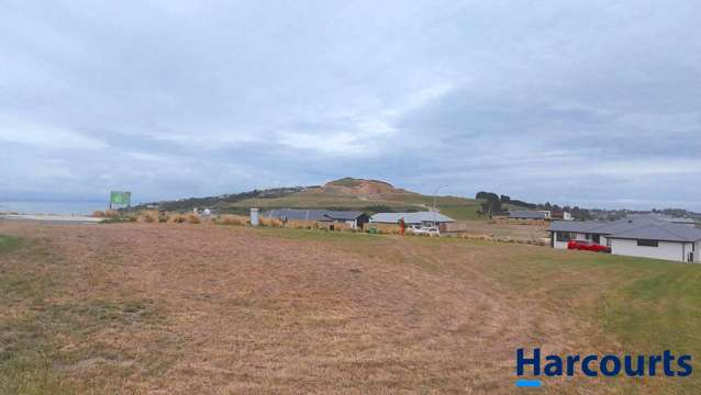 MUST SELL! LARGE FREEHOLD SECTION!
