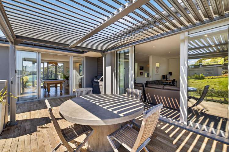 11 Kaioruru Lane Charteris Bay_16