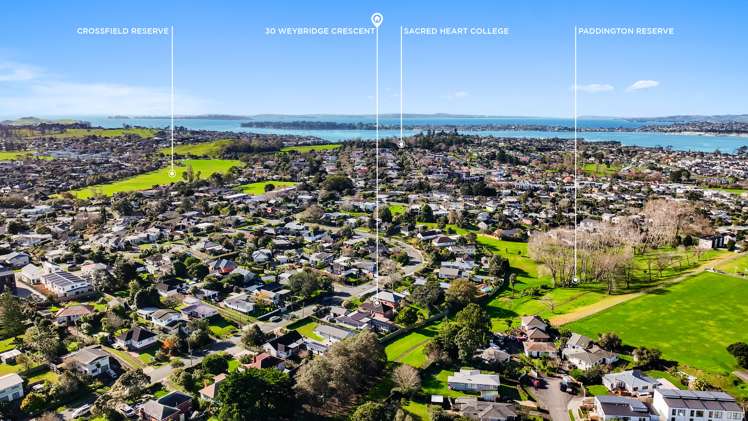 30 Weybridge Crescent Glen Innes_23