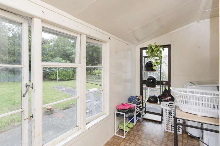 48 Solander Street Tolaga Bay_14