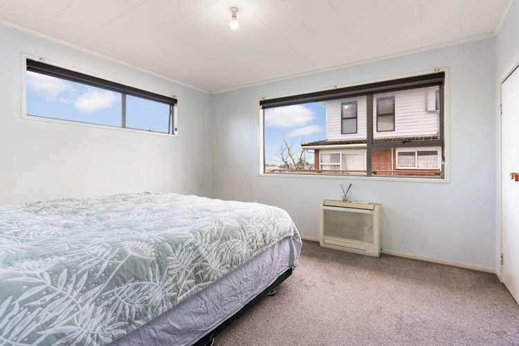 169 Mahia Road Wattle Downs_14