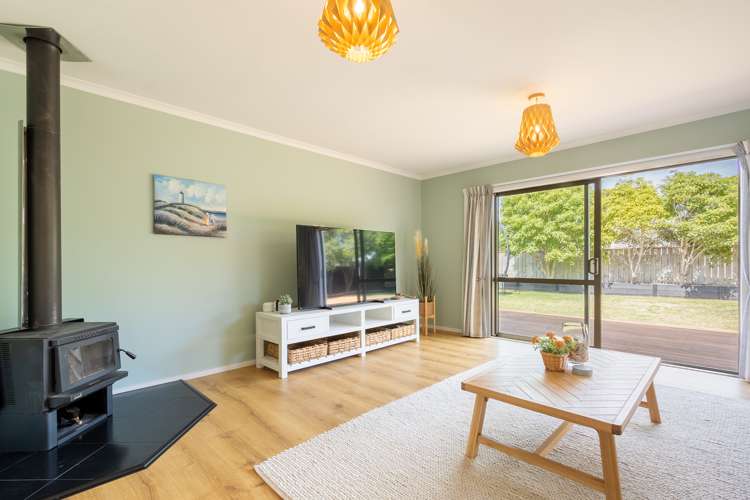7 Simpson Crescent Raumati Beach_14