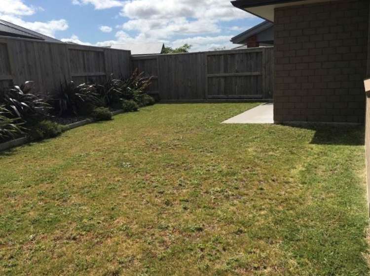 19 Kahuparere Crescent Pyes Pa_11