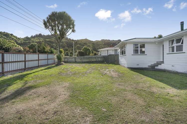 15 Harrison Street West Featherston_20