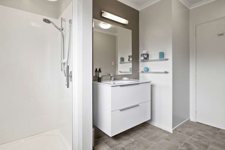 16 Bayne Terrace Macandrew Bay_18