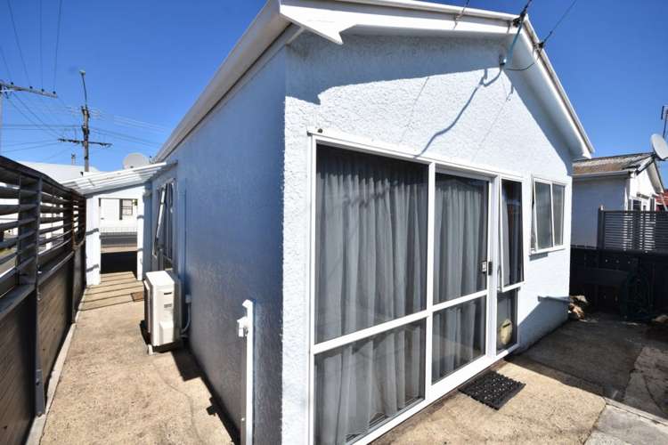 140 Bay View Road South Dunedin_14