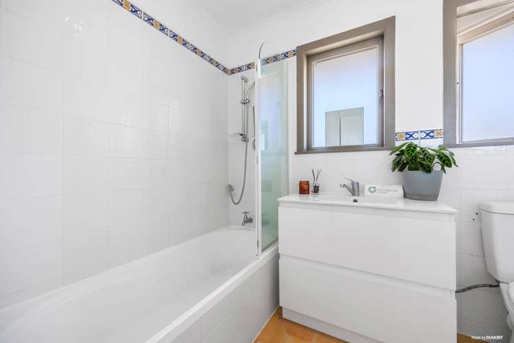 1/51 Corunna Road Milford_12