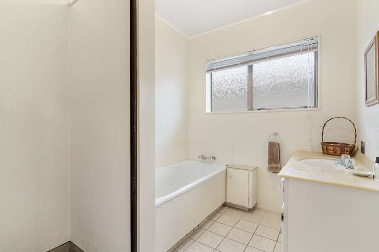 3 Centreway Road Orewa_7