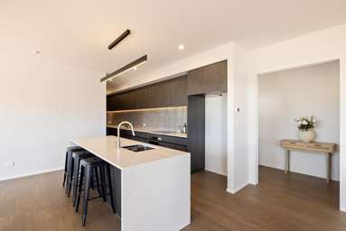 38 Bridgehampton Drive_3