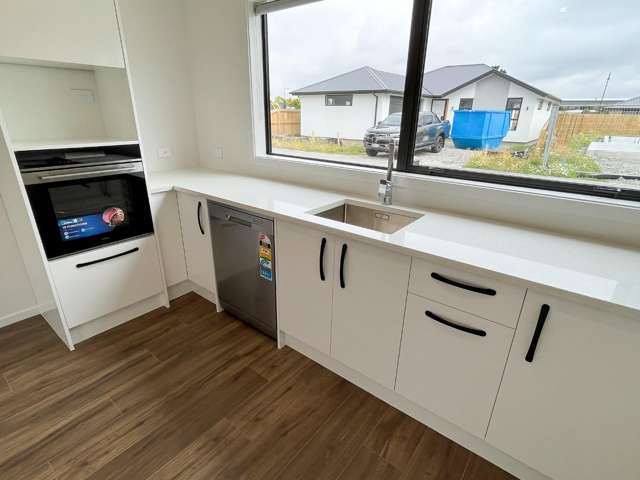 6 Akiraho Lane Halswell_3