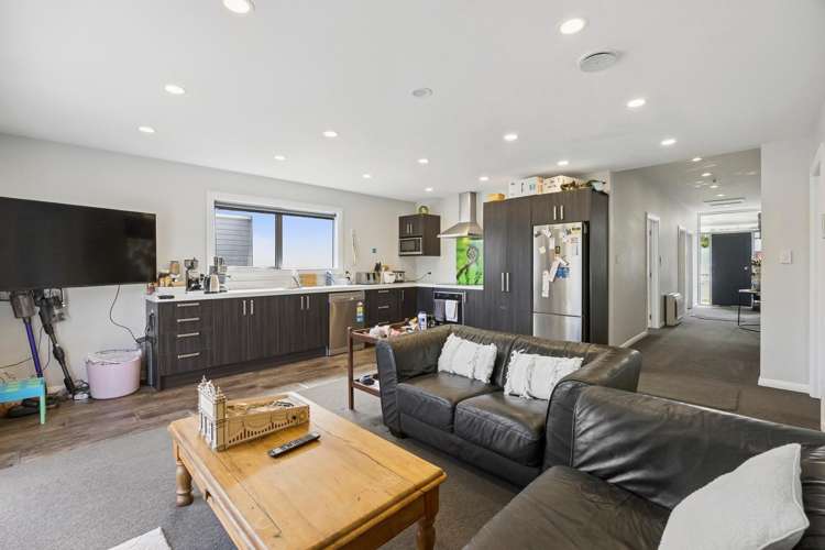 16 Chambers Street North East Valley_6