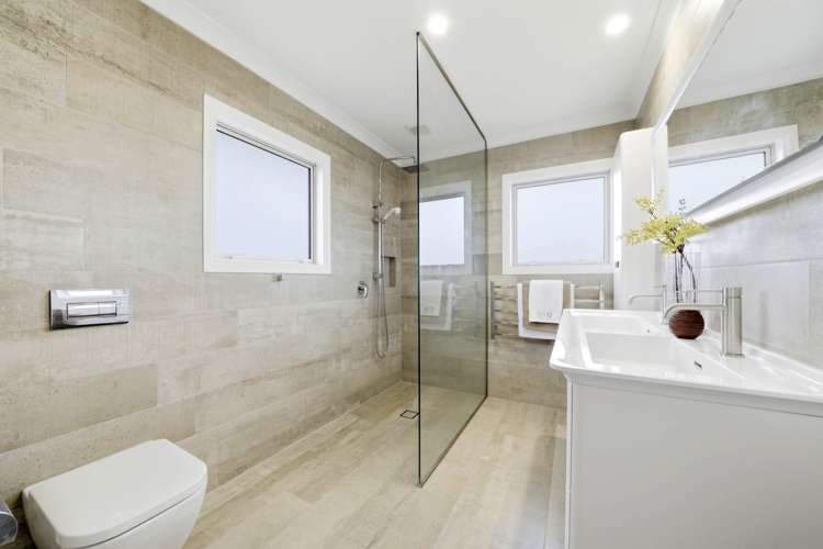 1 Red Oak Place Schnapper Rock_18
