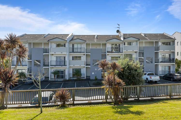 A12/60 Masons Road Oteha_11