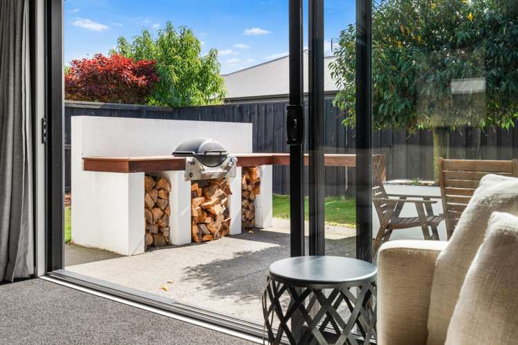 10 Dunlop Crescent_4