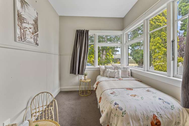 35 Birchfield Avenue Dallington_10