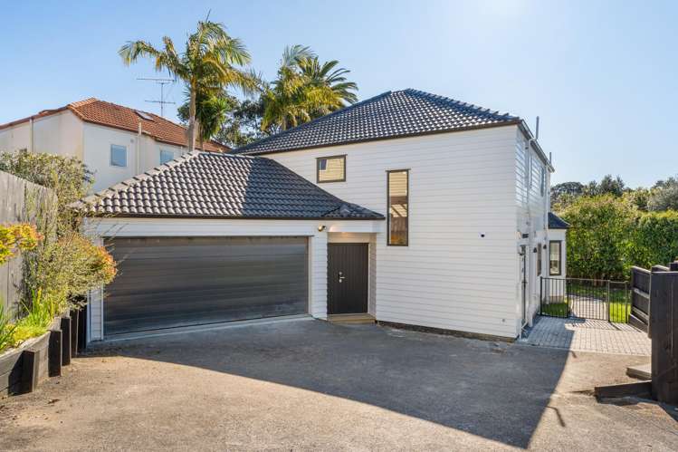 2/19 Rodney Road Northcote Point_6