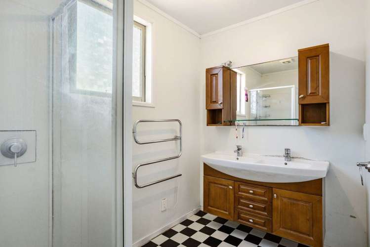 3 Swallow Drive Manurewa_12