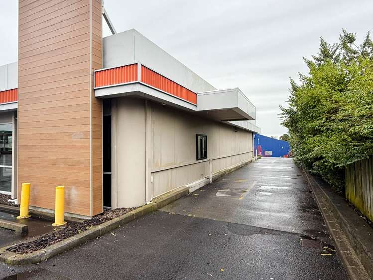 525-529 Ellerslie Panmure Highway Mt Wellington_5