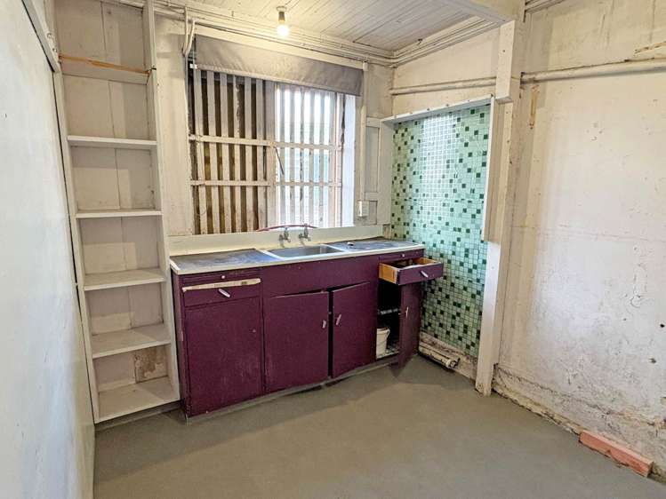 77 Queens Road Panmure_6