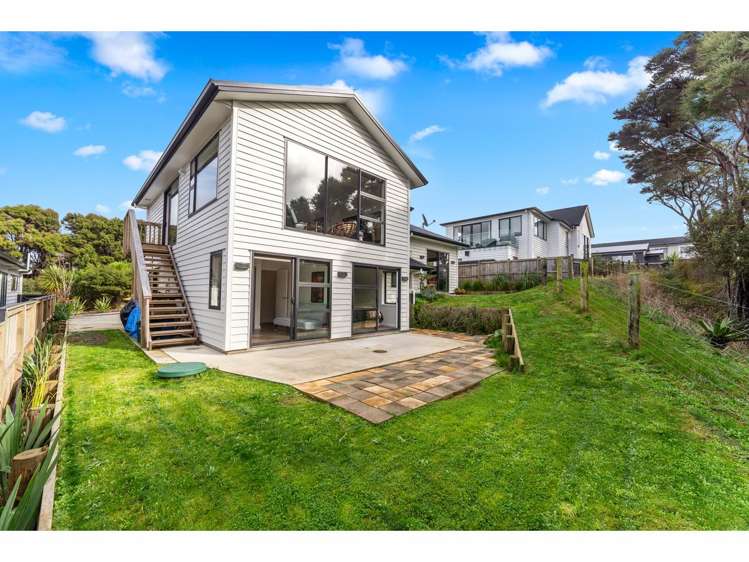 5 Libertia Lane Orewa_32