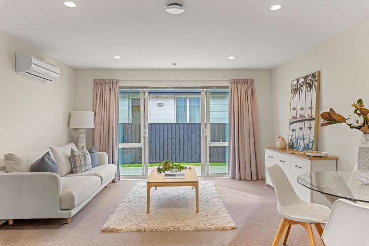 2/22 Victoria Street_2