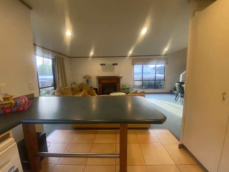 1/8 Swainson Street Naenae_7