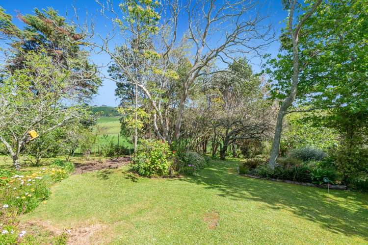 370 Fordyce Road Helensville_32