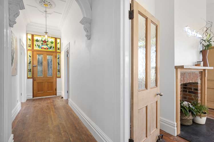 144 Ravenswood Road Saint Clair_23