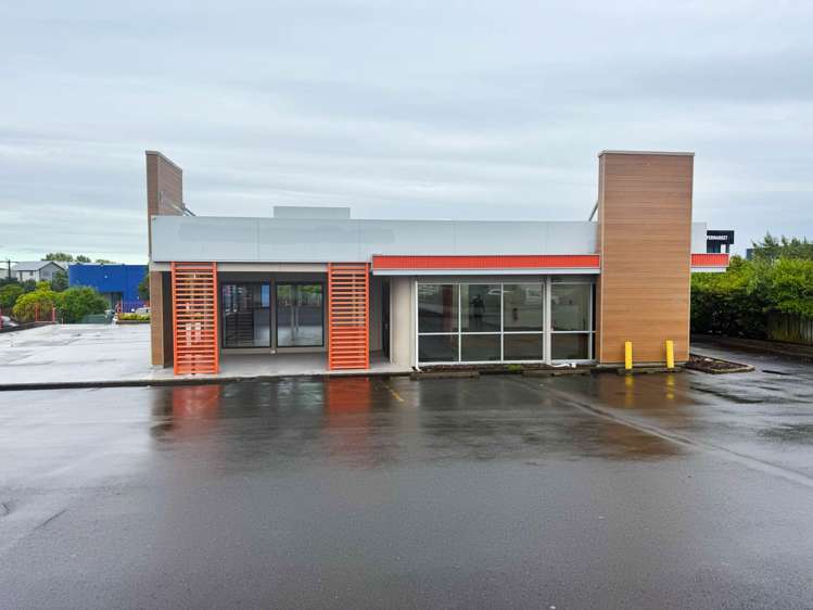 525-529 Ellerslie Panmure Highway_0