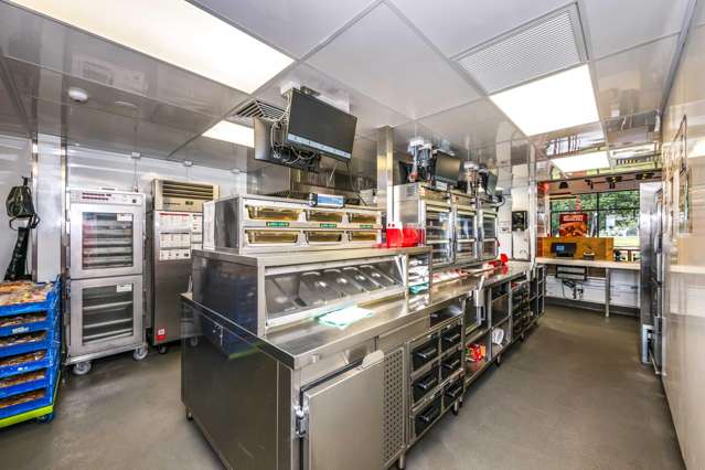 389 Massey Road Mangere East_3
