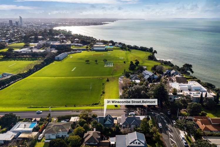 31 Winscombe Street Belmont_2