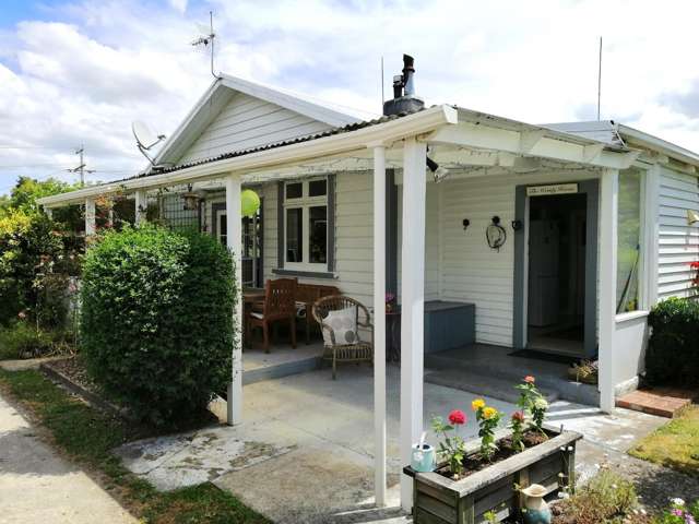 MASTERTON - 2 BEDROOMS